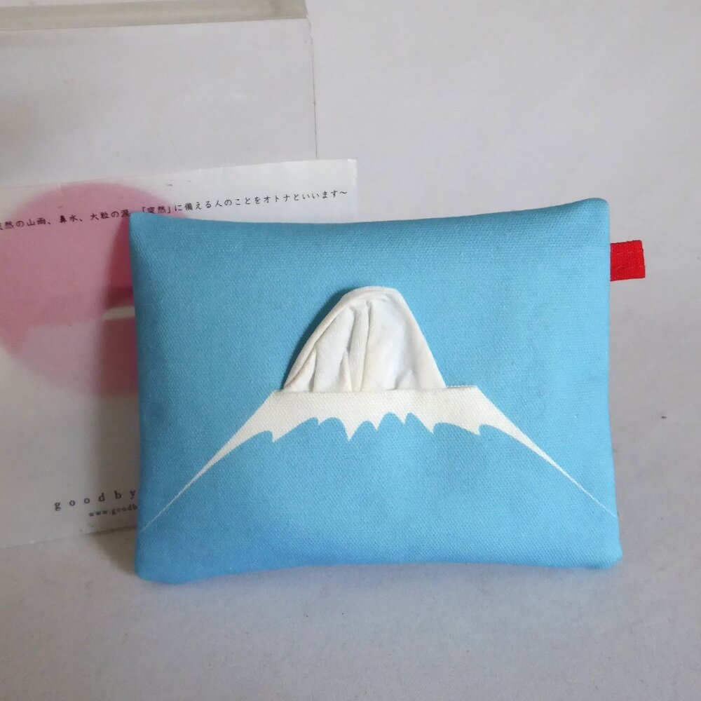 NEW DESIGNER JAPAN JAPANESE MOUNT FUJI TISSUE KLEENEX HOLDER POUCH DISPENSER